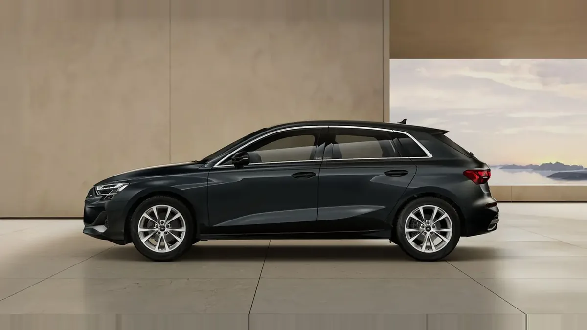 Audi A3 Sportback Advanced TFSI S Tronic en renting en Zaragoza — Trasera