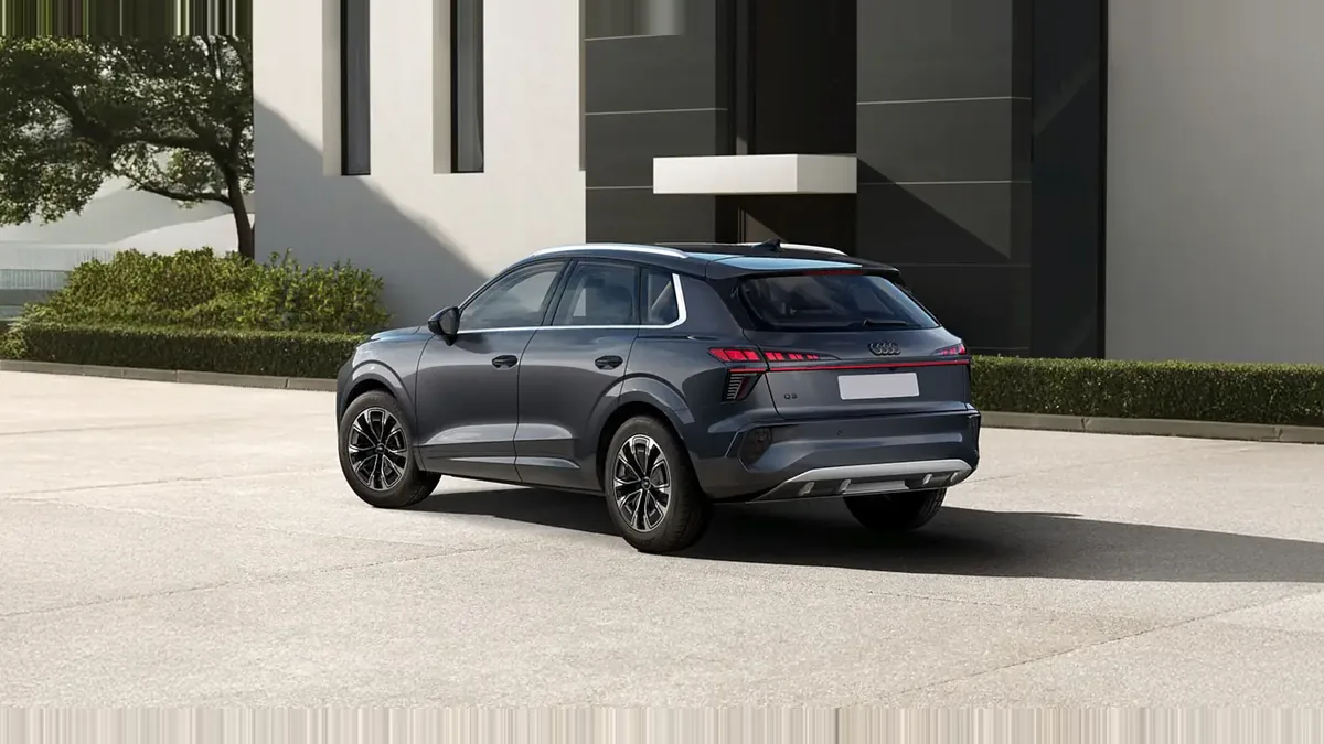 Audi Q3 Advanced TDI 110 kW S Tronic en renting en Zaragoza — Interior