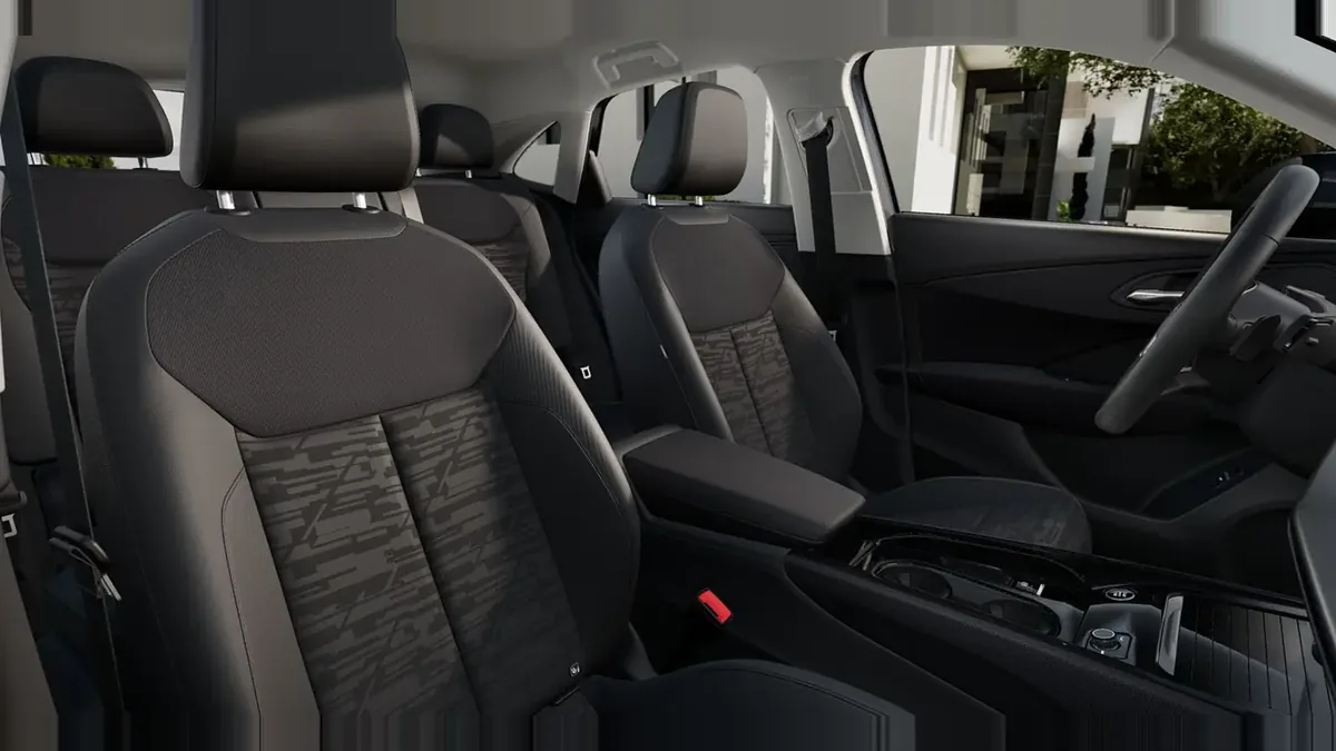 Audi Q3 Sportback Advanced TFSI 110kW S Tronic en renting en Zaragoza — vista 8