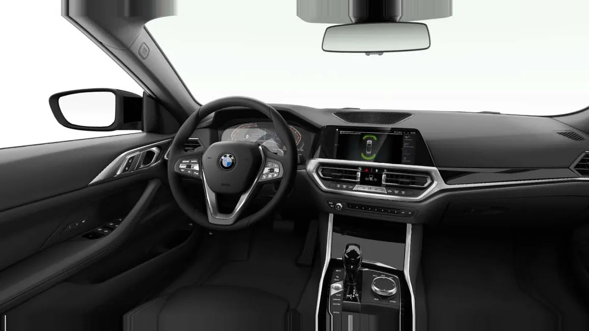 BMW Serie 4 430i xDrive Coupé en renting en Zaragoza — Lateral
