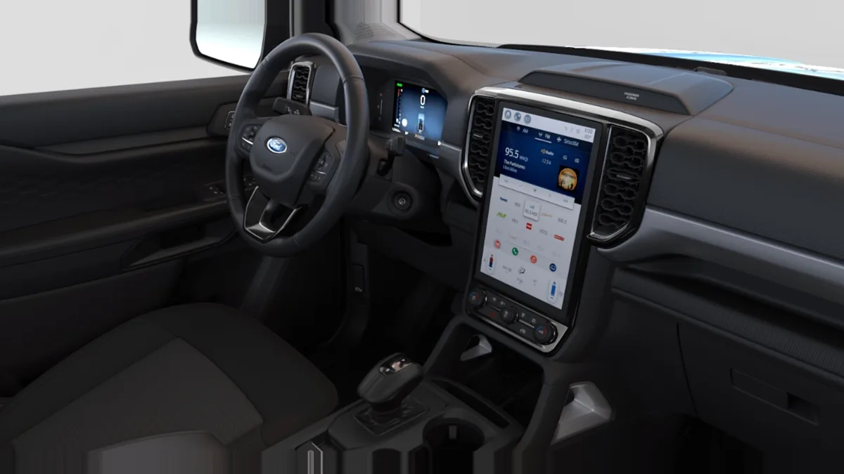 Ford Ranger XLT Doble Cabina 2.3 TVCT PHEV 280CV Automática II en renting en Zaragoza — Interior