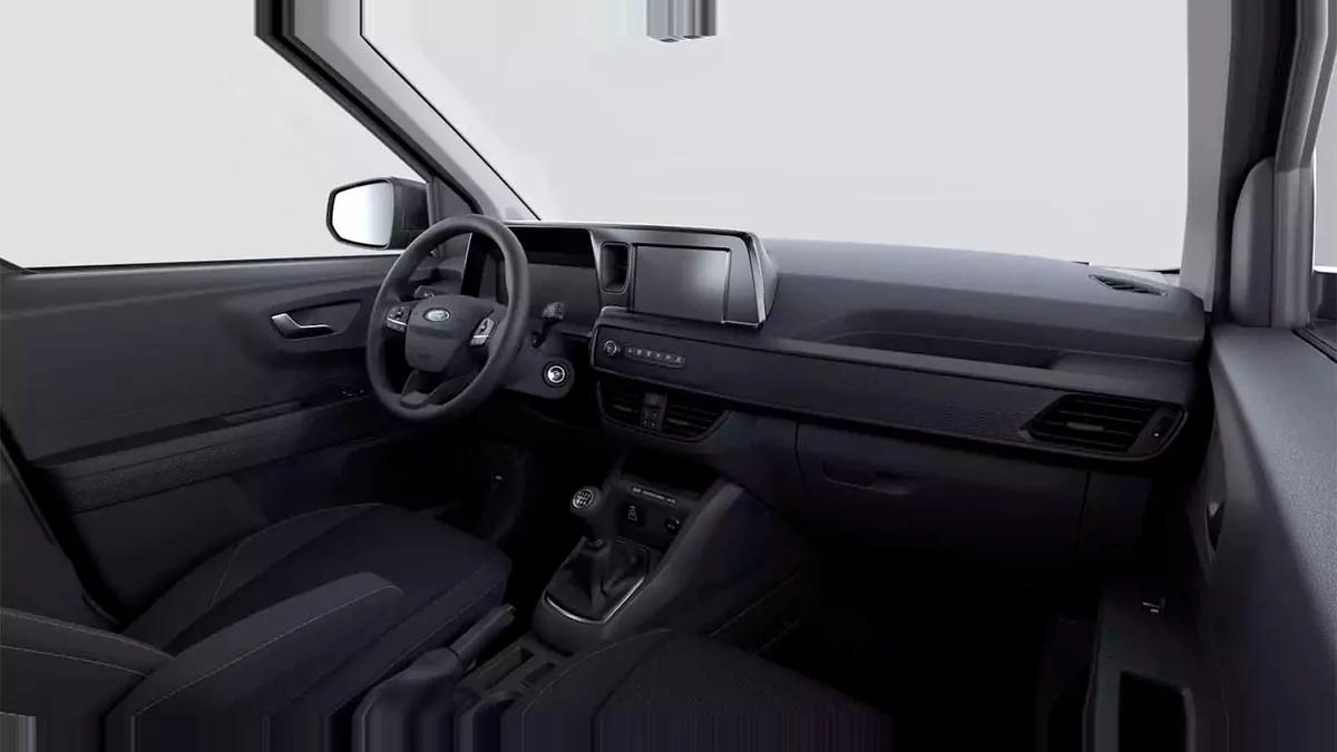 Ford Transit Courier Kombi 1.5 Ecoblue Trend II en renting en Zaragoza — Delantera