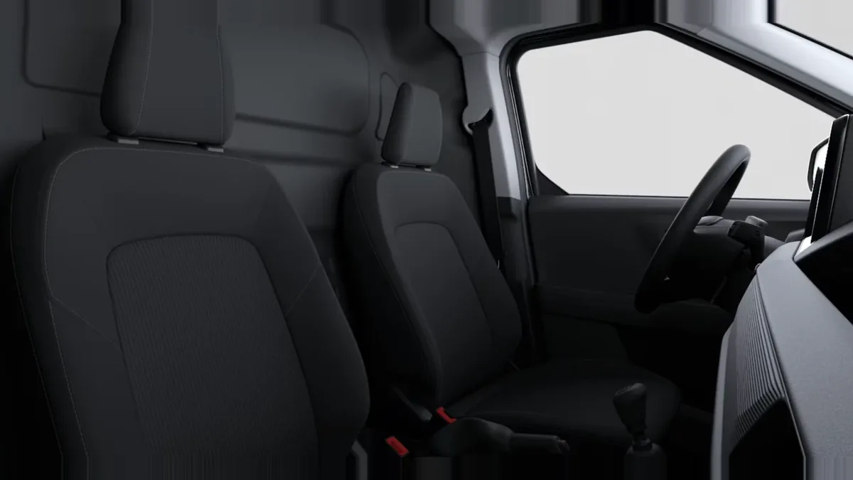 Ford TRANSIT COURIER VAN DIESEL 1.5  100 CV en renting en Zaragoza — vista 6