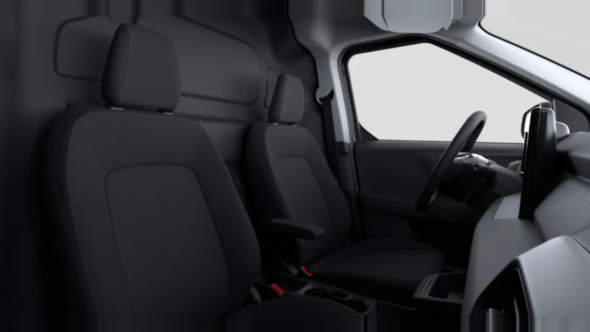 Ford Transit Courier Van Trend BEV 136cv Automática II en renting en Zaragoza — vista 6