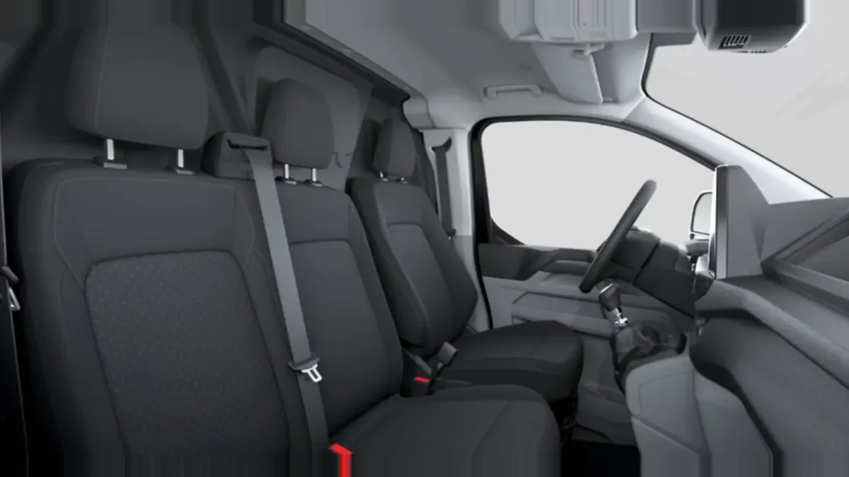 Ford Transit Custom N1 VAN FT280 L1 Trend 2.0 EcoBlue 100kW - ISOTERMO en renting en Zaragoza — Interior
