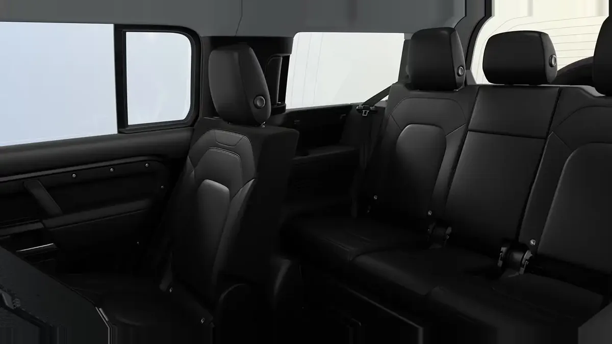 Land Rover Defender 3.0D I6 250S MHEV en renting en Zaragoza — vista 6