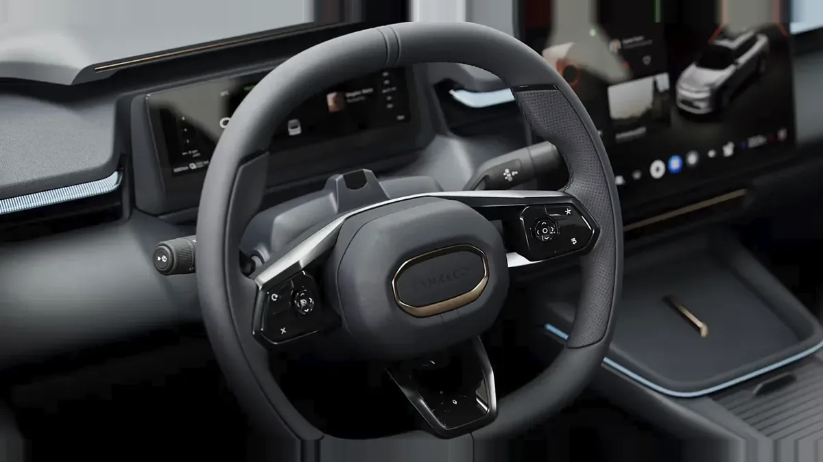 Lynk & Co 08 1.5 PHEV Core en renting en Zaragoza — Delantera