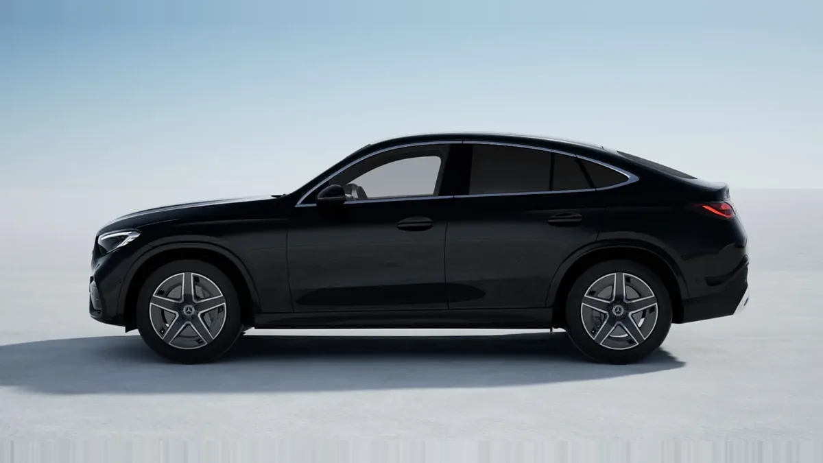Mercedes-Benz GLC Coupé 300 de 4MATIC QS en renting en Zaragoza — Lateral