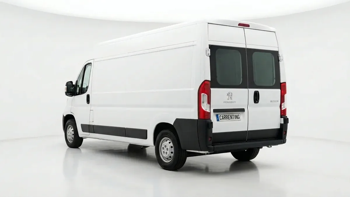 Peugeot Boxer 3.5 L2H2 BHDi S&S 6vel en renting en Zaragoza — Trasera