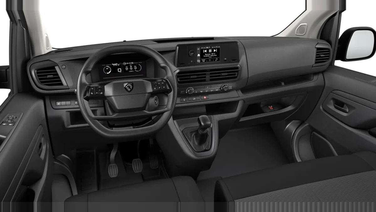 Peugeot Expert Furgón M Diésel 150CV en renting en Zaragoza — Delantera