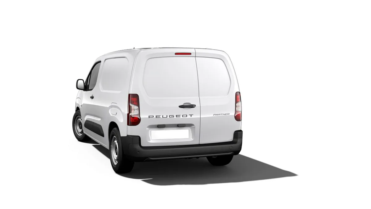 Peugeot Partner Furgón M Diésel 100CV Man en renting en Zaragoza — Trasera