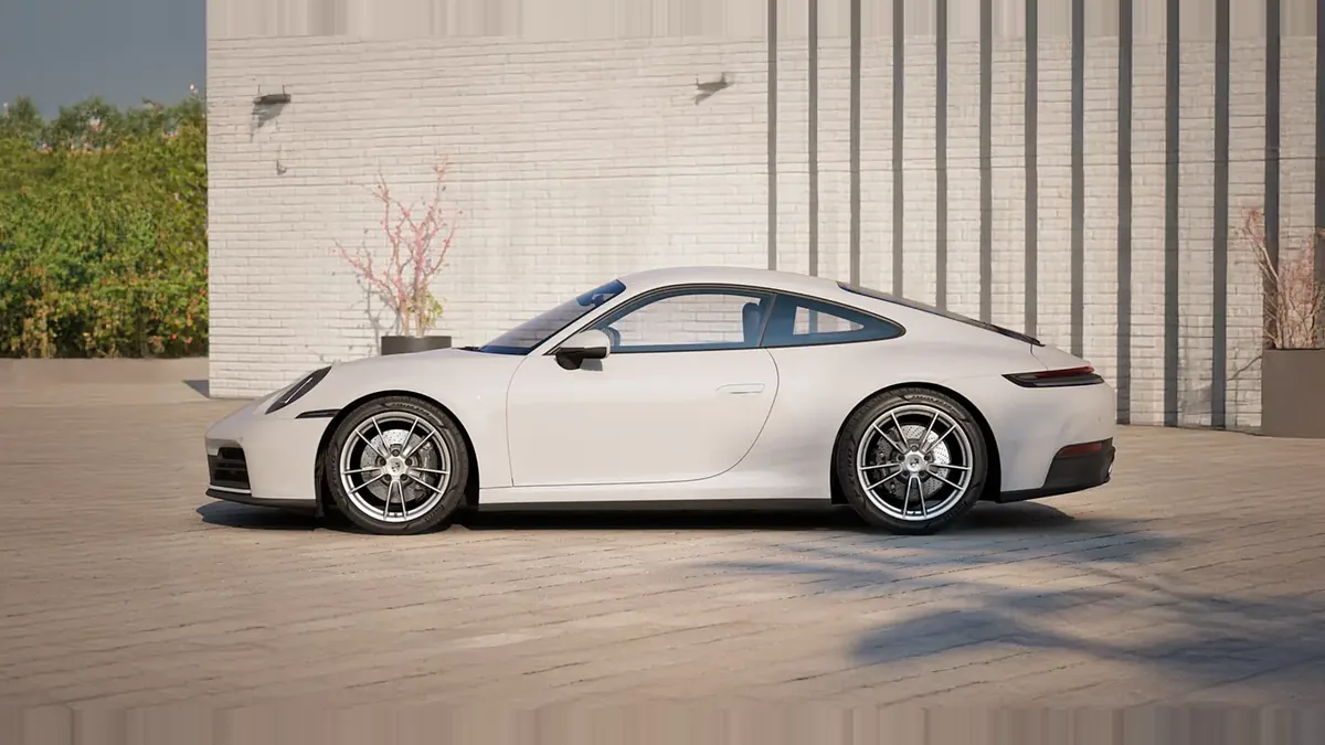 Porsche 911 Carrera en renting en Zaragoza — Lateral