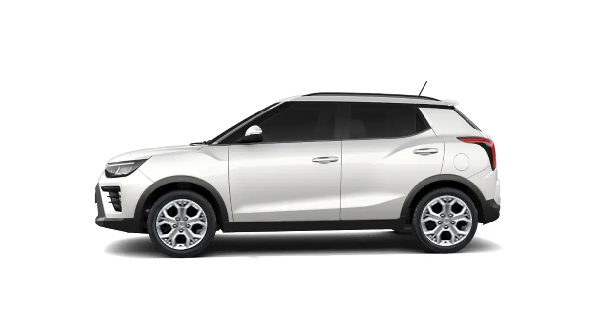 KGM Tívoli G15 Urban Plus 4x2 en renting en Zaragoza — Trasera