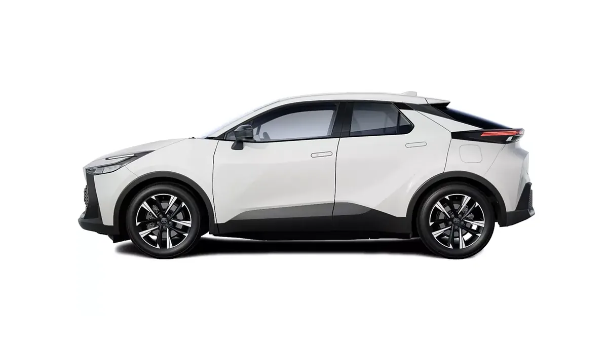 Toyota C-HR Advance Plug-in Hybrid 220 en renting en Zaragoza — Trasera