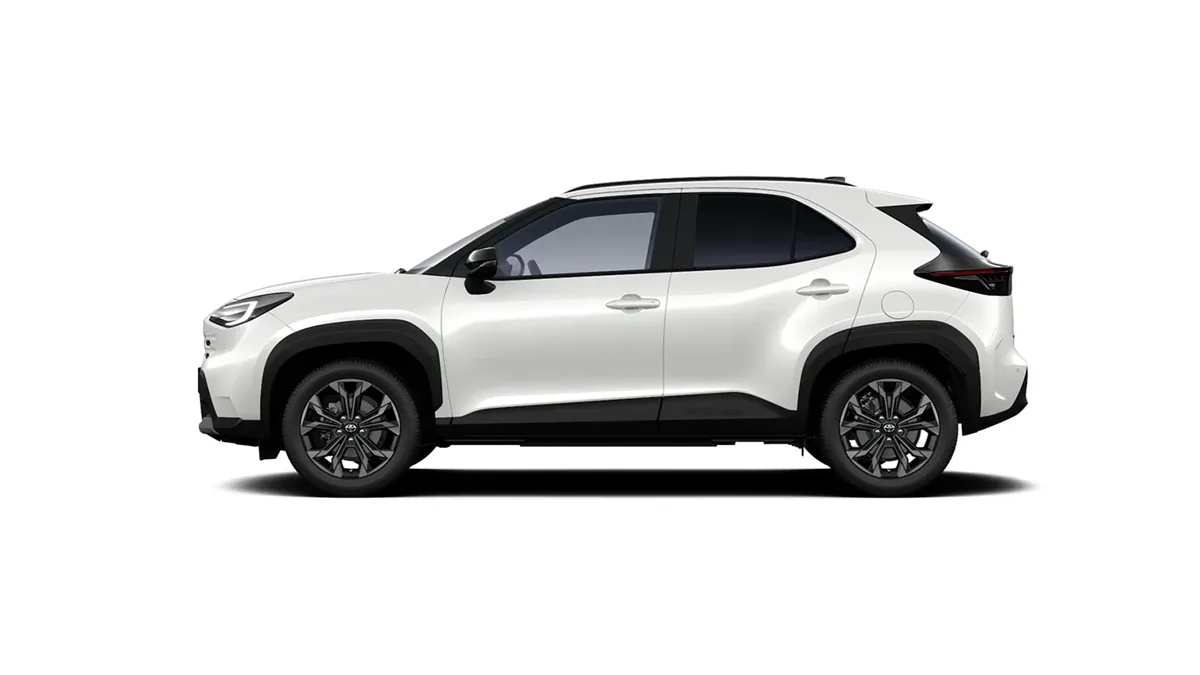 Toyota Yaris Cross 130H e-CVT 5P Active en renting en Zaragoza — Interior